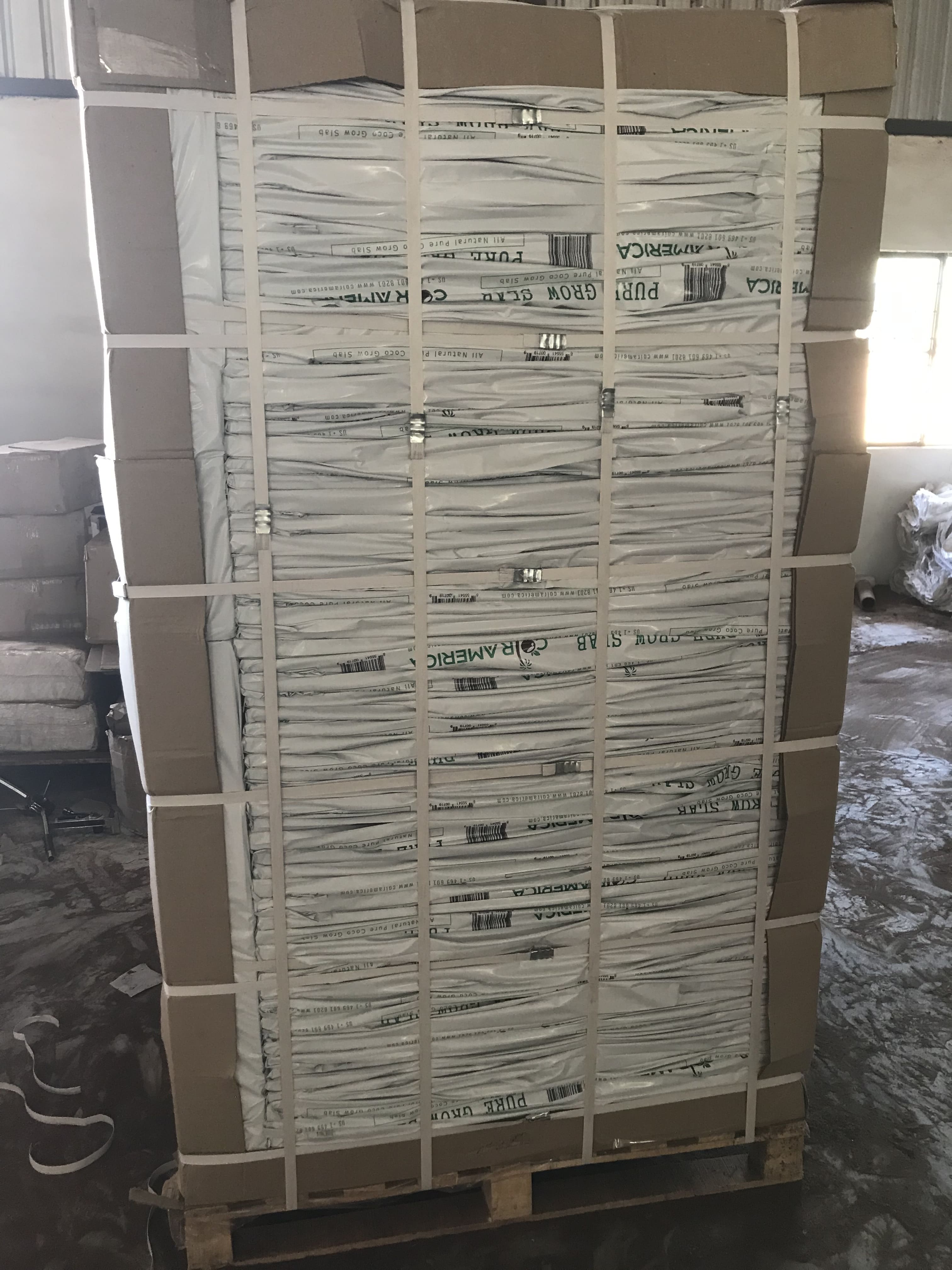 Coir America Pallet of Coir Coco Grow Bag Slab